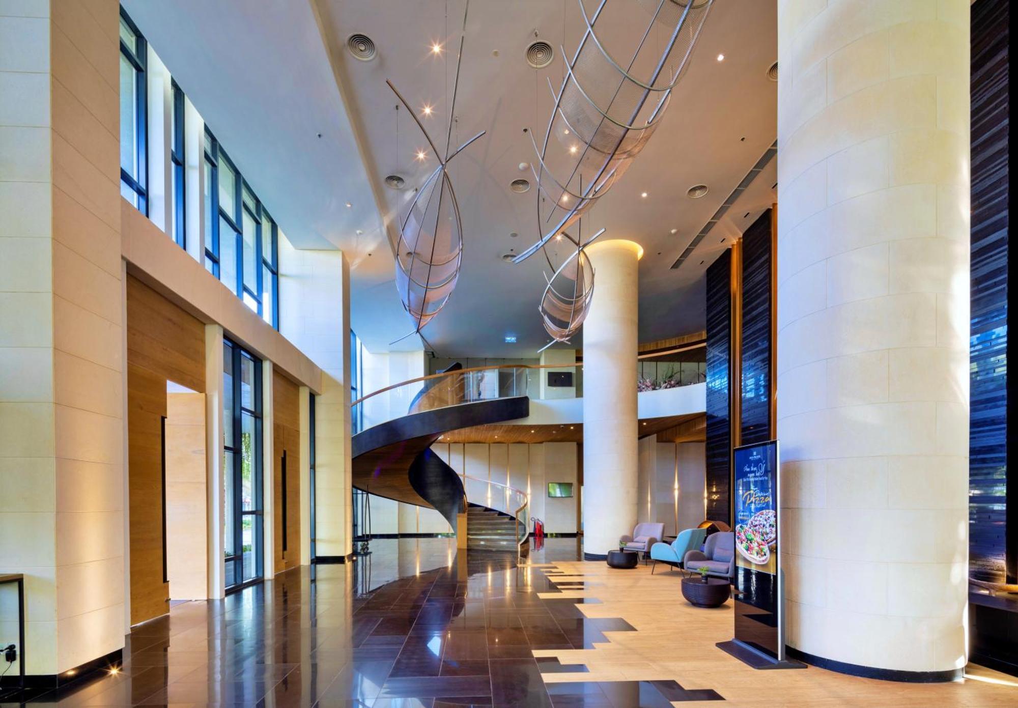 Anya Premier Hotel กวีเญิน ภายนอก รูปภาพ